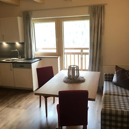 Arno Aparthotel