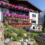 Apart Hotel Arno Sölden