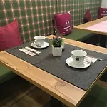 Apart Hotel Arno