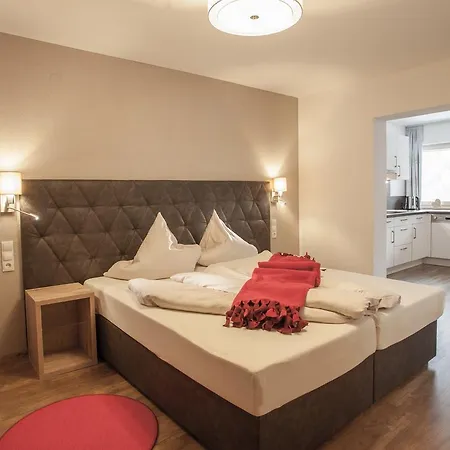 Apart Hotel Arno 3*