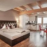 Apart Hotel Arno Lägenhetshotell Sölden